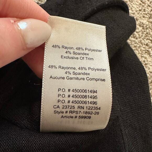 Wilfred Free black v-neck crop tank top size M - Picture 9 of 12